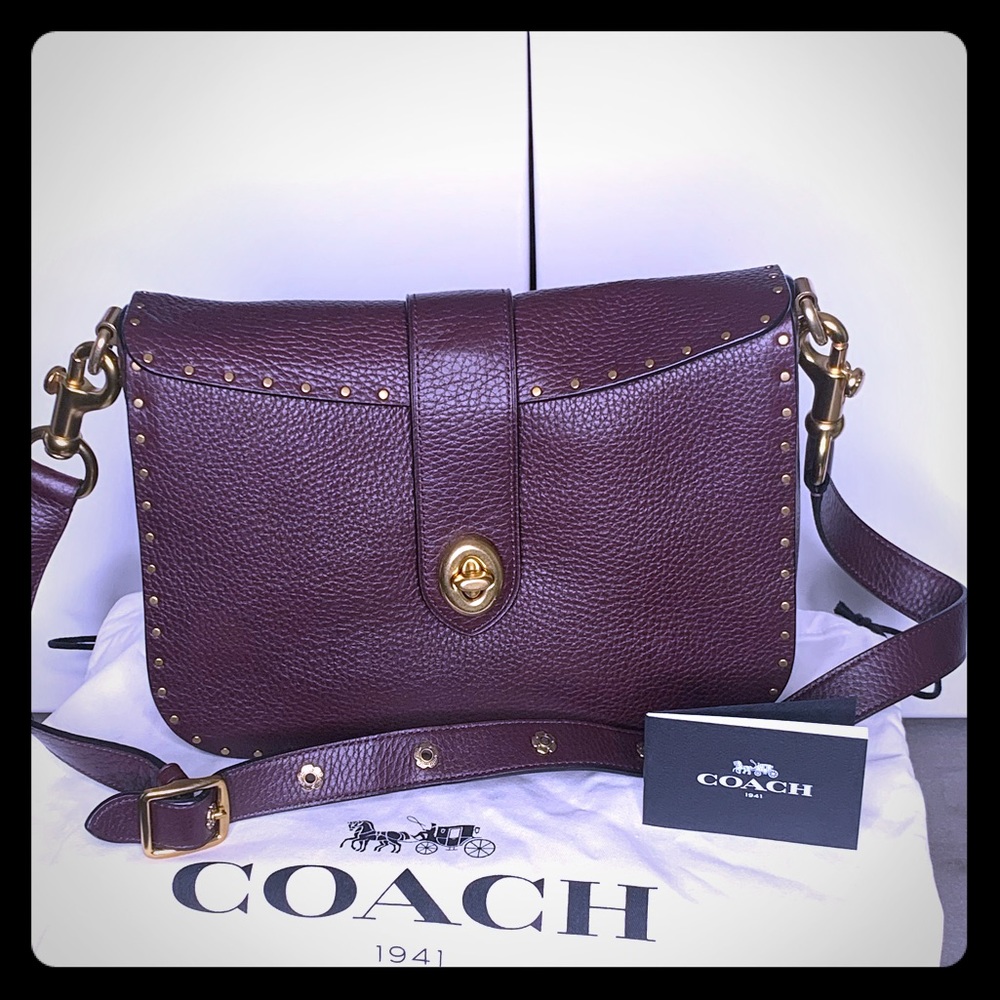 Coach Pebbled Leather Shoulder bag Oxblood